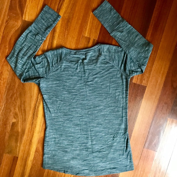 Champion Elite Performance Wear. - Picture 4 of 6